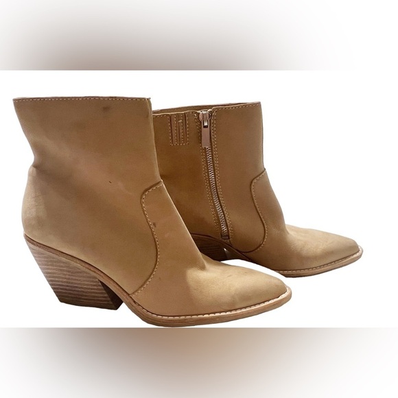 Dolce Vita Volli Suede Pointed Toe Bootie Boot Tan Western Womens Size 6 - Picture 2 of 7